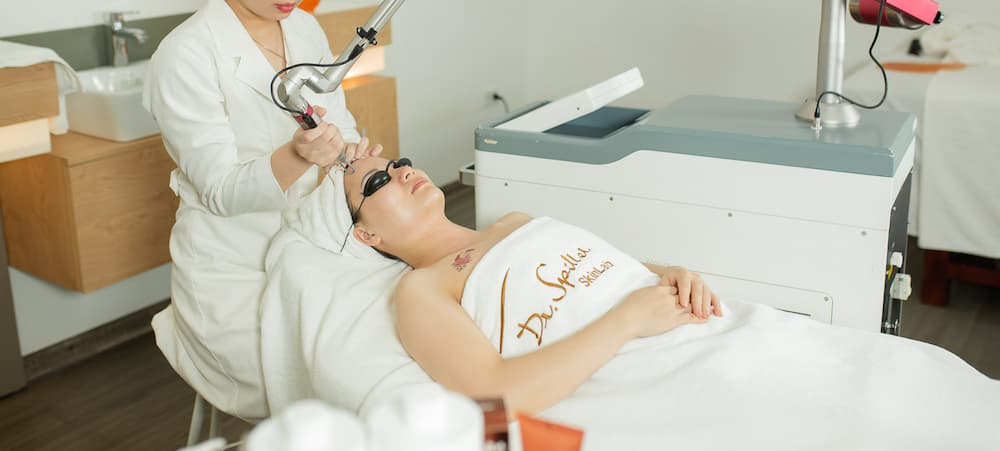 Tần suất nâng cơ mặt bác sĩ chỉ định